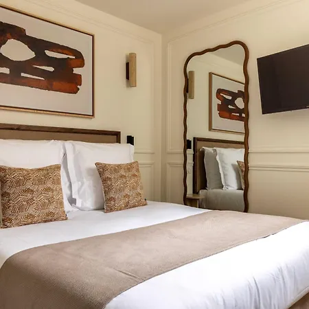 Palette Opera Hotel